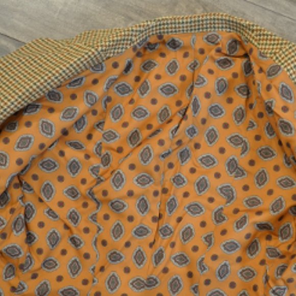 Mini Houndstooth Wool Button Front Jacket - Picture 9 of 9